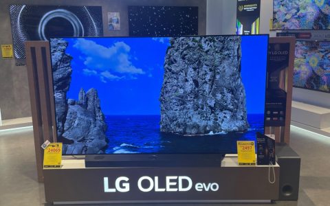 2026年OLED面板出货量170万片 三星LG谁是行业一哥？