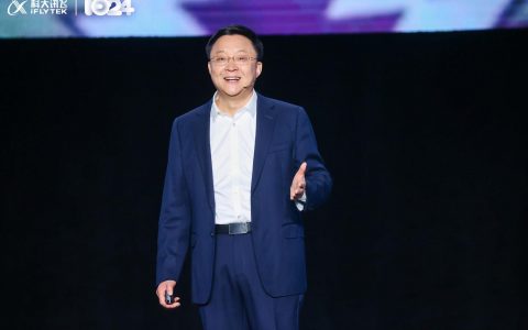 7个第一，11个首发，讯飞星火放大招，大模型规模化落地可期！
