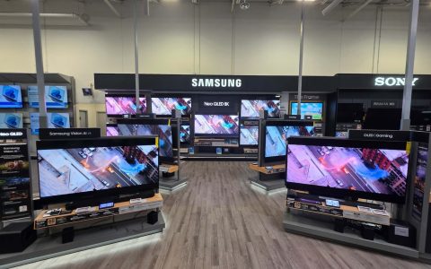 海信、TCL冲击美国高端电视 三星密谋百思买押注RGB MiniLED